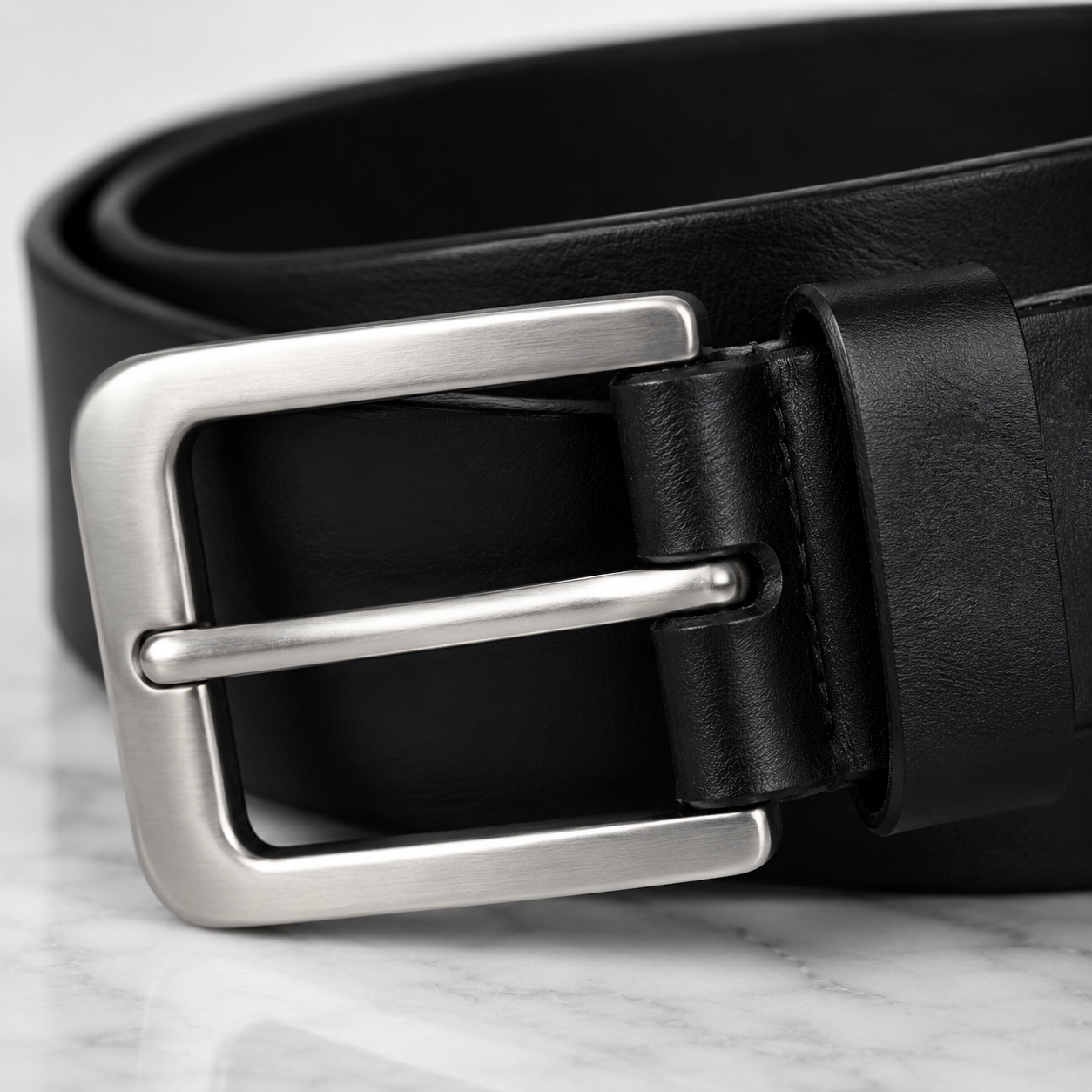 LEYAR Premium Black Leather Belt – Classic Textured Finish